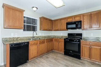 11727 Standing Pine Ln in Tomball, TX - Building Photo - Building Photo