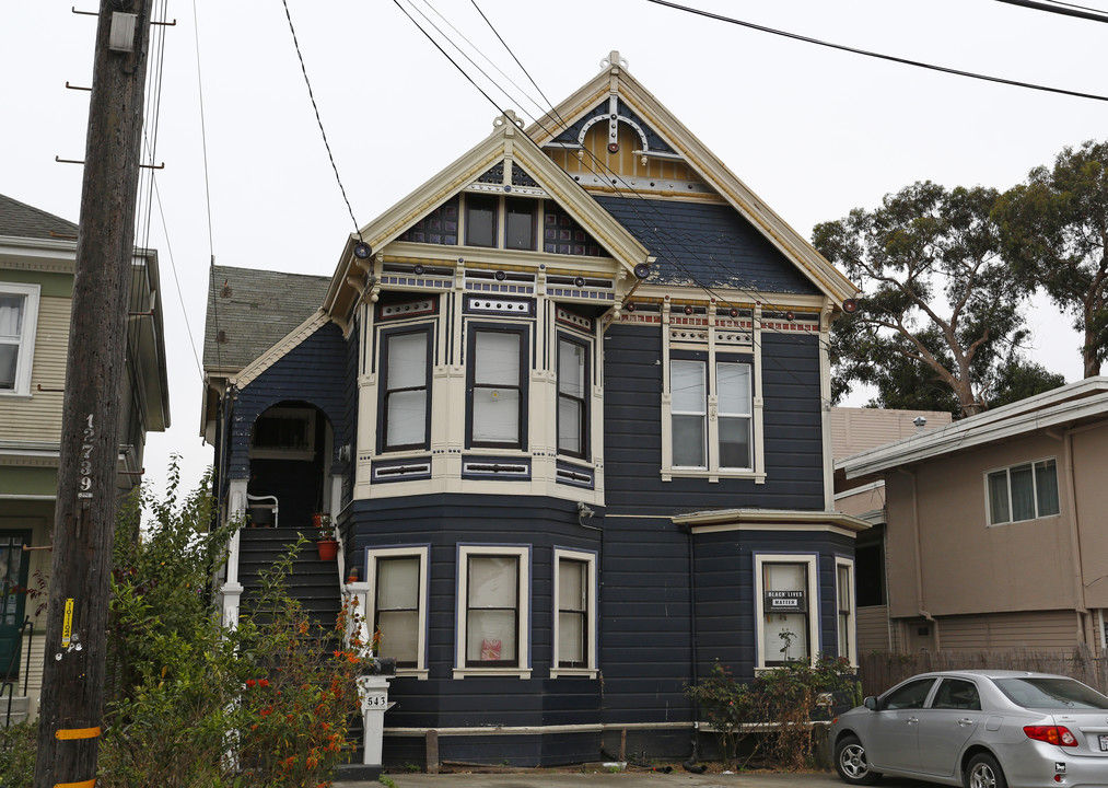 545 66th St in Oakland, CA - Building Photo