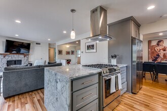 3536 Timberview Rd in Dallas, TX - Building Photo - Building Photo