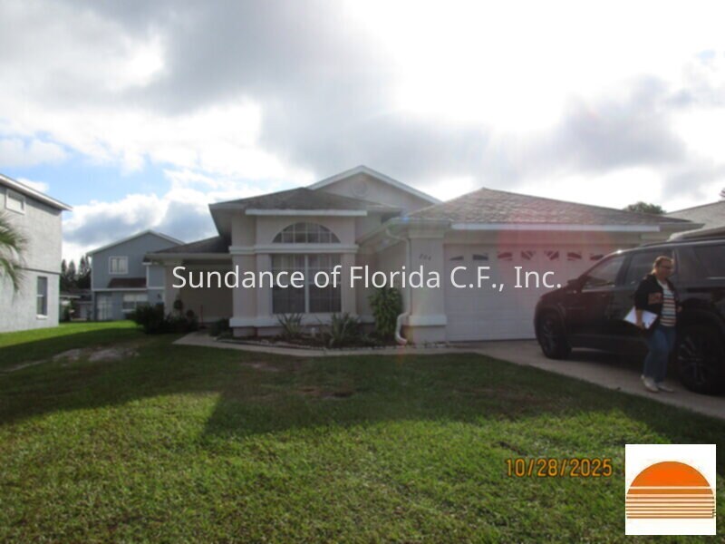 204 Coral Reef Cir in Kissimmee, FL - Building Photo
