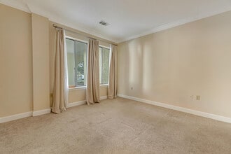 303 Westlake Ct in Niceville, FL - Building Photo - Building Photo