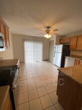5 Crimson Ct in Highland, IL - Building Photo - Building Photo