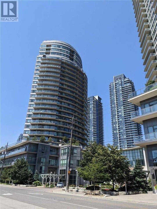 15-1615 Legion Rd in Toronto, ON - Building Photo