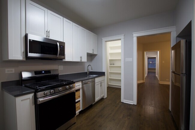 1454 W Winnemac Ave in Chicago, IL - Building Photo - Building Photo