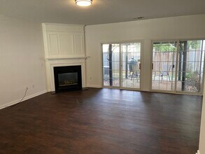 228 Braelock Dr in Greer, SC - Building Photo - Building Photo