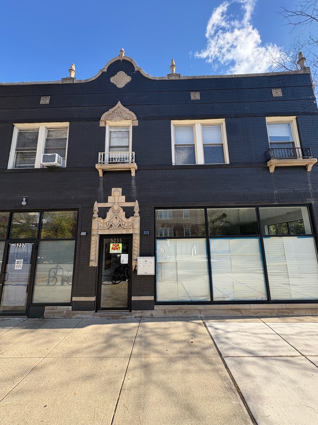 5235 N Damen Ave, Unit 1