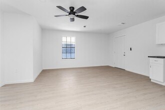 16016 Green Manor Dr in Humble, TX - Building Photo - Building Photo