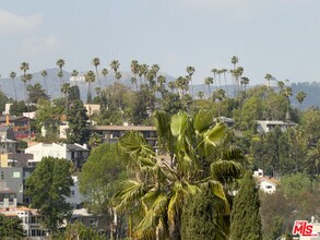 845 N La Fayette Park Pl in Los Angeles, CA - Building Photo - Building Photo