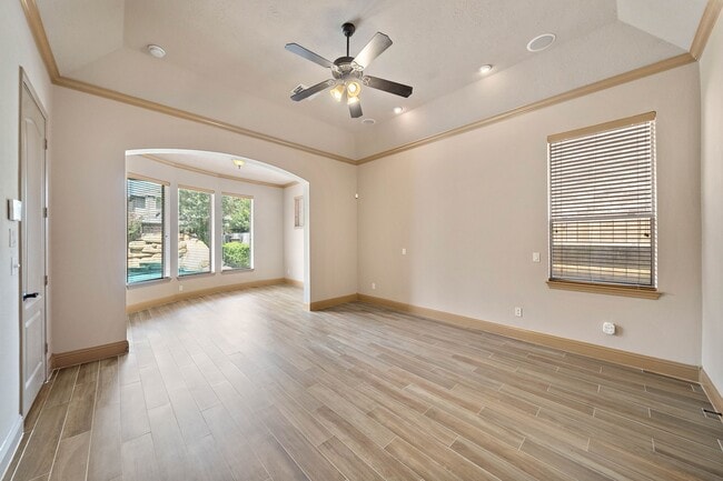 property at 10015 Cinco Ridge Dr