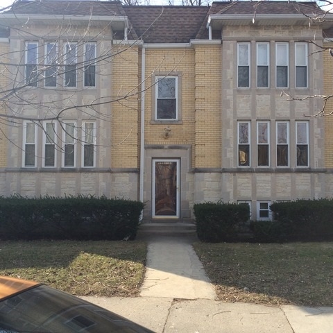 6667-6669 W Devon Ave in Chicago, IL - Building Photo