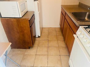 201 St Pauls Ave, Unit 6-609 in Jersey City, NJ - Building Photo - Building Photo