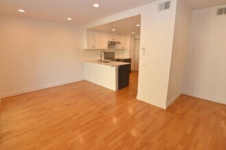 4877 Lago Vista Cir in San Jose, CA - Building Photo - Building Photo