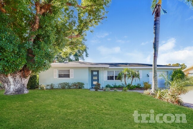 property at 1431 Croydon Dr