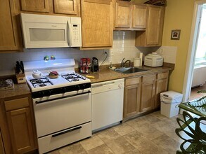 4401 Roland Ave in Baltimore, MD - Foto de edificio - Building Photo