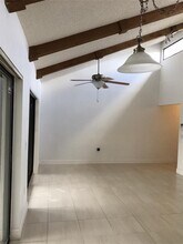 9800 NW 16th Ct in Pembroke Pines, FL - Building Photo - Building Photo