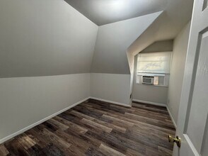 329 Oldham Ave in Lexington, KY - Building Photo - Building Photo