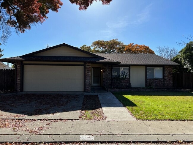 property at 1536 Sheldon Dr