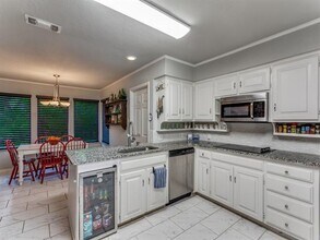7905 Skylake Dr in Fort Worth, TX - Building Photo - Building Photo