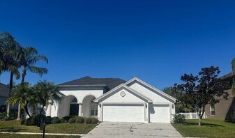 27107 Winged Elm Dr in Wesley Chapel, FL - Building Photo