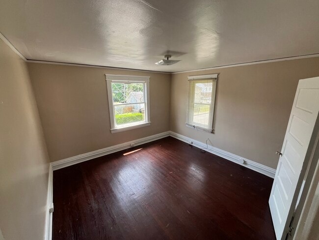 property at 1550 Lewis St