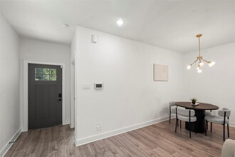 7215 Tippett St in Houston, TX - Building Photo - Building Photo