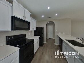 1026 Barrymore Ln in Duncanville, TX - Building Photo - Building Photo