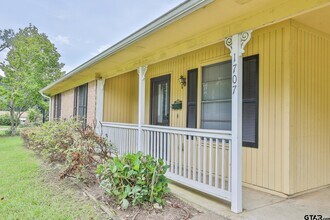 1707 Sampson Dr in Tyler, TX - Building Photo - Building Photo