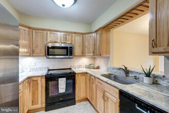 345 Pleasanton Rd-Unit -A11 in Westminster, MD - Building Photo - Building Photo
