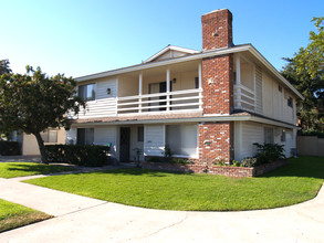 12861-12871 Fern St in Garden Grove, CA - Building Photo - Building Photo