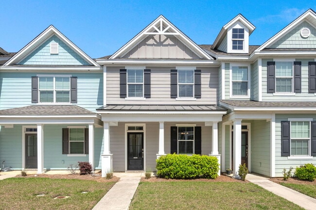 property at 407 Stoneleigh Ln