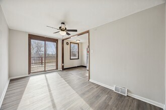 1032 Taylor Dr in Folcroft, PA - Building Photo - Building Photo