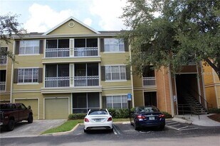 5017 City St in Orlando, FL - Building Photo