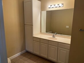 2813 Bloomfield Ln, Unit 206 in Wilmington, NC - Building Photo - Building Photo
