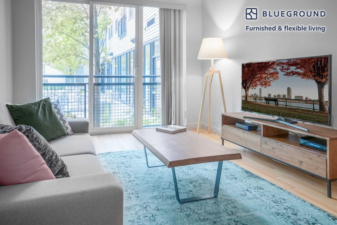 320 D St in Boston, MA - Building Photo