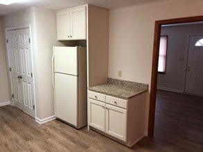 516 Crescent Heights Dr in Creedmoor, NC - Building Photo - Building Photo