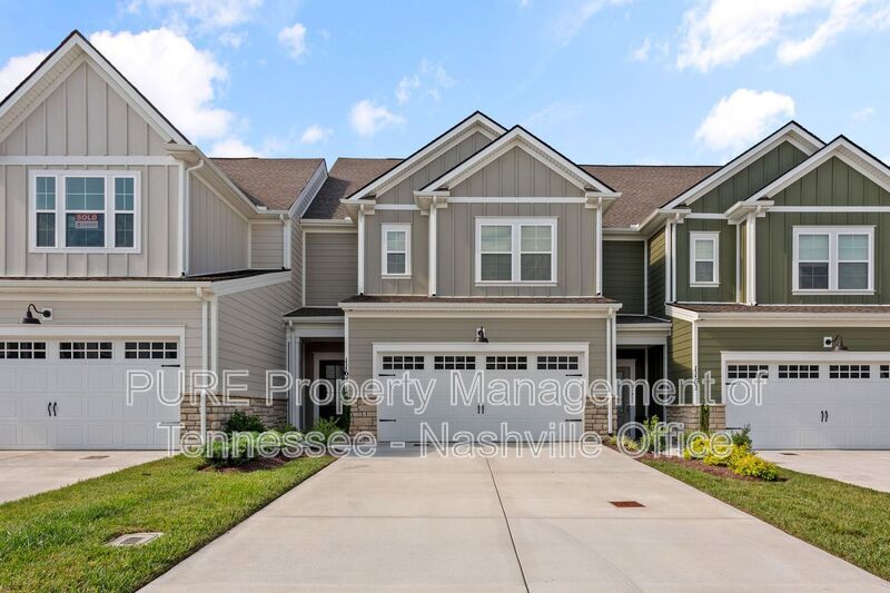 1164 June Wilde Rdg in Spring Hill, TN - Building Photo