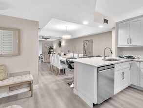 23249 Barwood Ln N in Boca Raton, FL - Building Photo - Building Photo