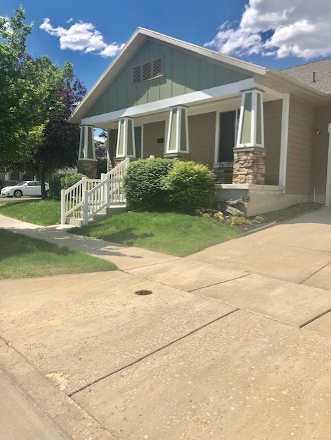 11769 S Sun Tea Way, Unit Basement Apartment