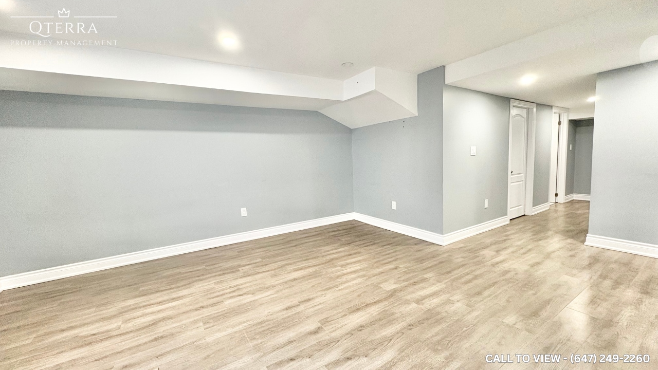 508 Summerpark Cres in Pickering, ON - Building Photo