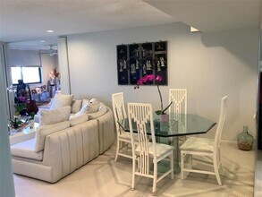 4284 Deste Ct in Greenacres, FL - Building Photo - Building Photo