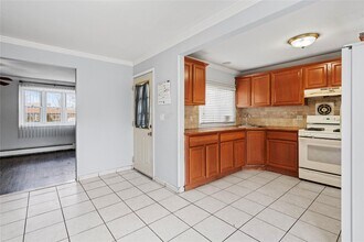 24 Abinet Ct in Selden, NY - Building Photo - Building Photo