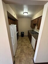 7601-7603 W Donna Ct in Milwaukee, WI - Foto de edificio - Interior Photo