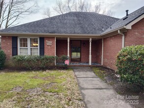 4725 Quail Canyon Dr in Charlotte, NC - Building Photo - Building Photo