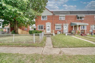 2236 Searles Rd in Dundalk, MD - Building Photo