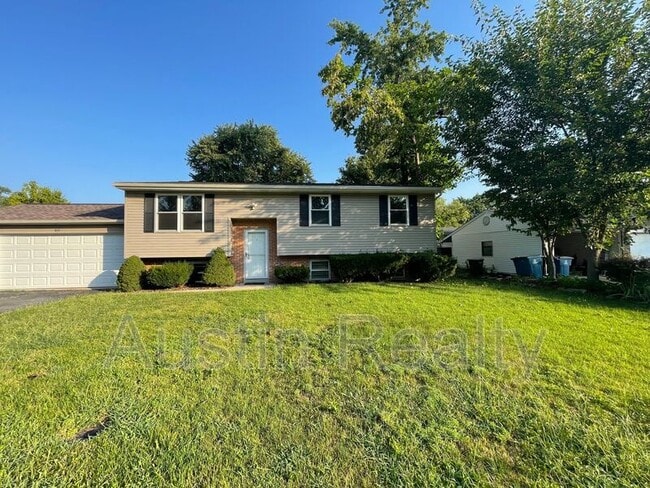 property at 819 Sun Valley S