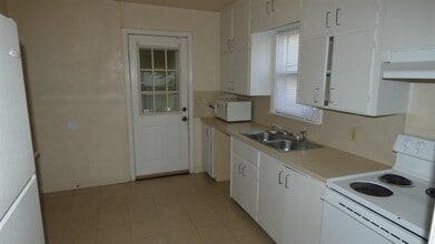 2208 NW Walding Ave in Lawton, OK - Building Photo - Building Photo