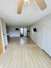 4800 Williamsburg Ln in La Mesa, CA - Building Photo - Building Photo