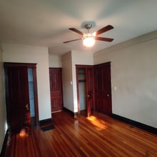 2215 Victor St in Cincinnati, OH - Building Photo - Building Photo