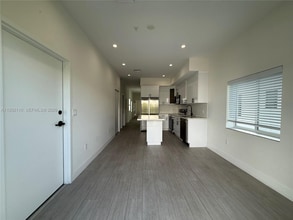 1786 SW 9th St in Miami, FL - Building Photo - Building Photo