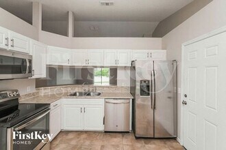 7808 Habersham Dr in Lakeland, FL - Building Photo - Building Photo